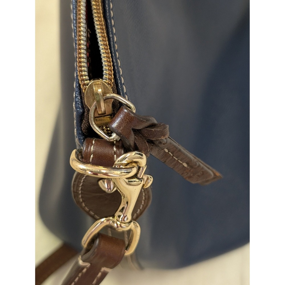 Dooney & Bourke Pebble Grain Leather Zip Top Tote Navy Blue / Brown Crossbody - Picture 10 of 13